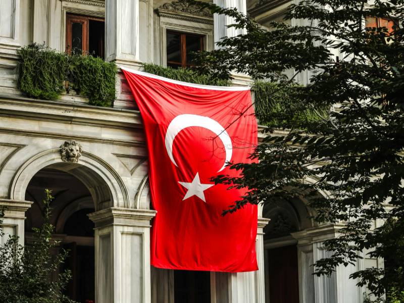 دلایل بهتر بودن سرمایه گذاری در ترکیه نسبت به ایتالیا